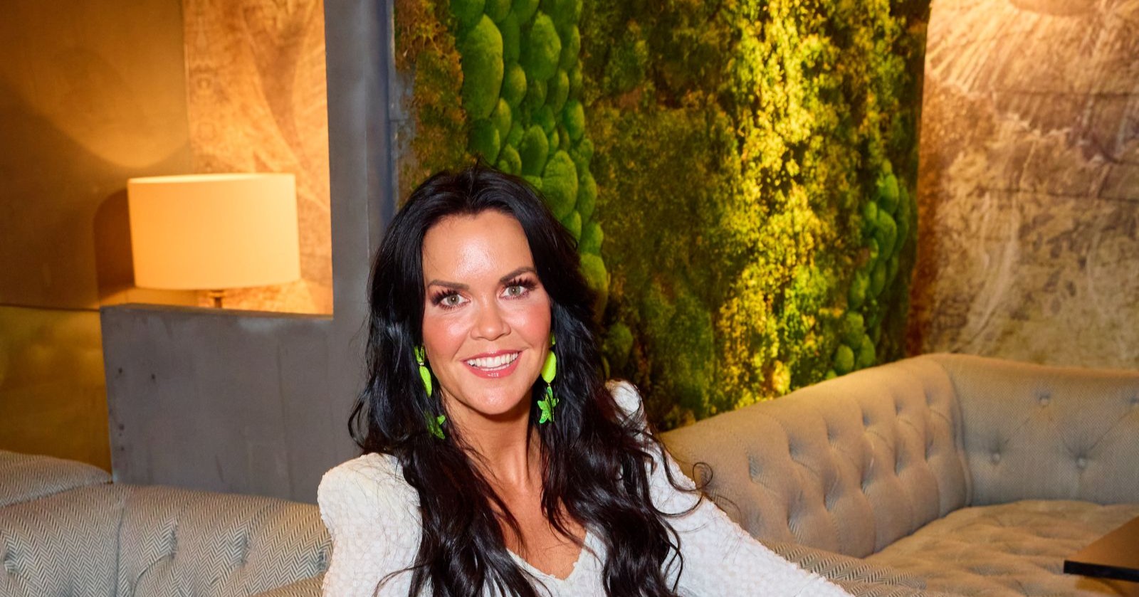 Martina Reuter lächelt