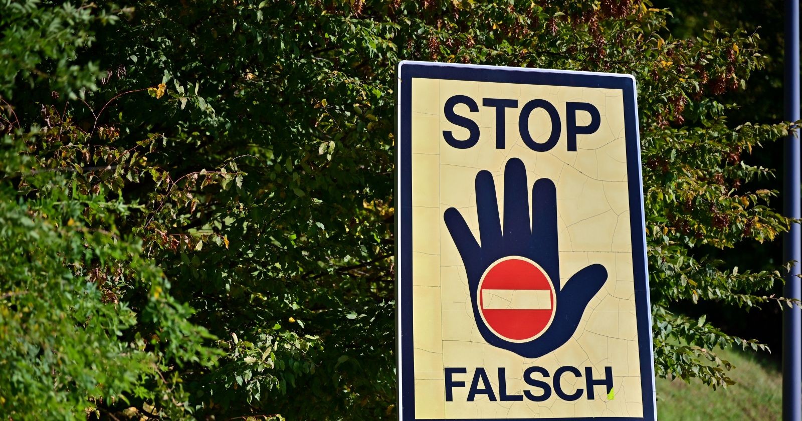 Warnschild