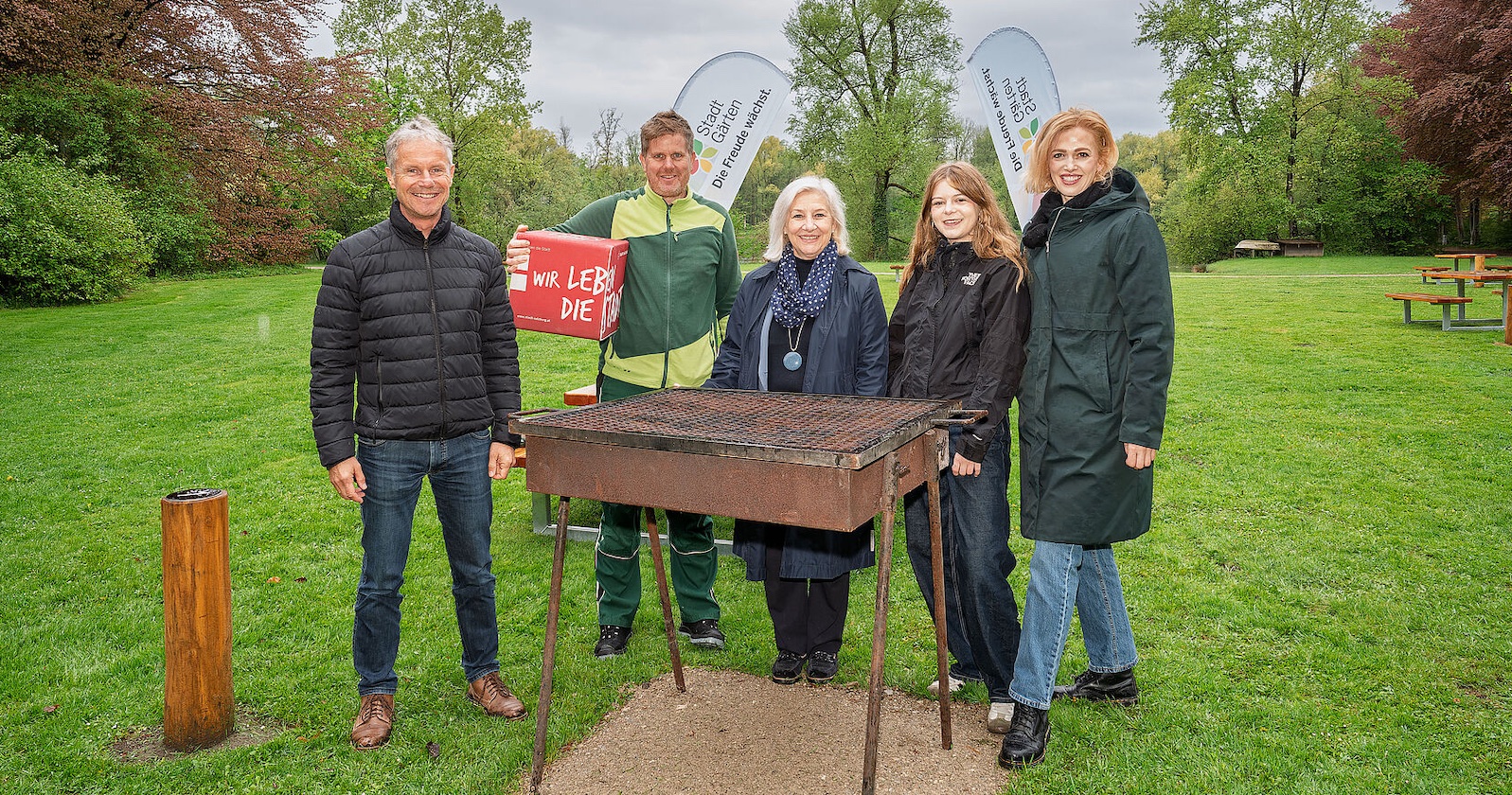 Eröffnung der öffentlichen Grillplätze.