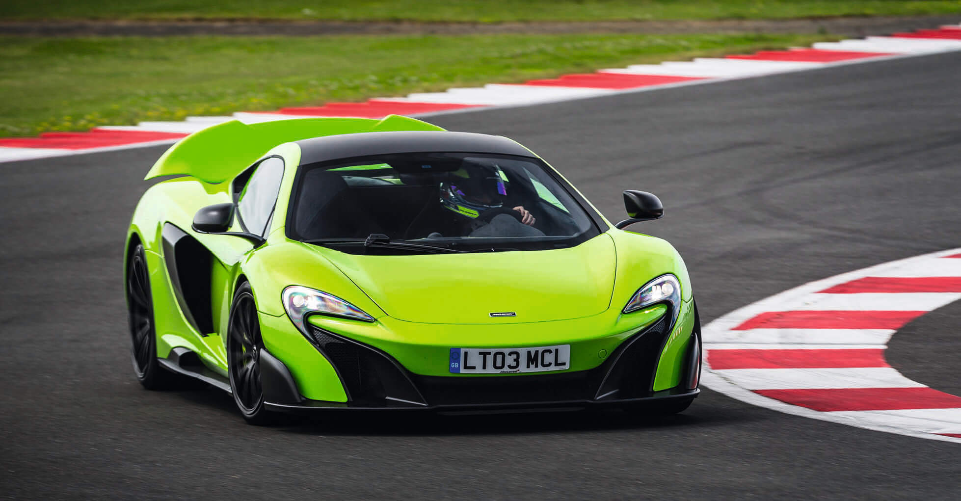 Nicht alle Autos kann man leasen, diesen  hier schon: Für einen McLaren 675LT muss man rund 4.600 Euro monatlich berappen.