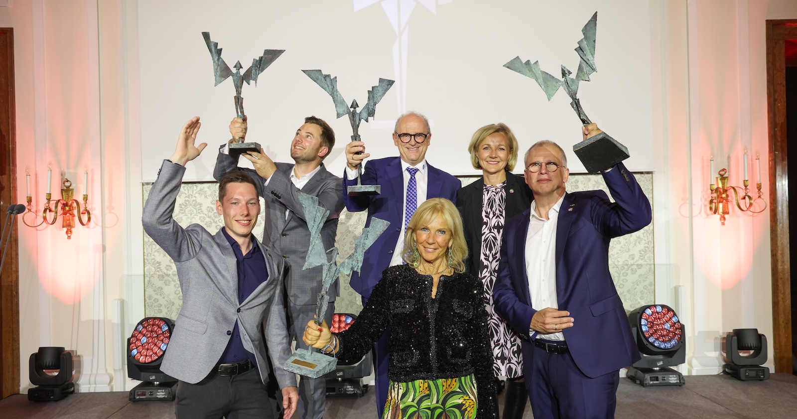 Gruppenbild der Wikarus-Gewinner.