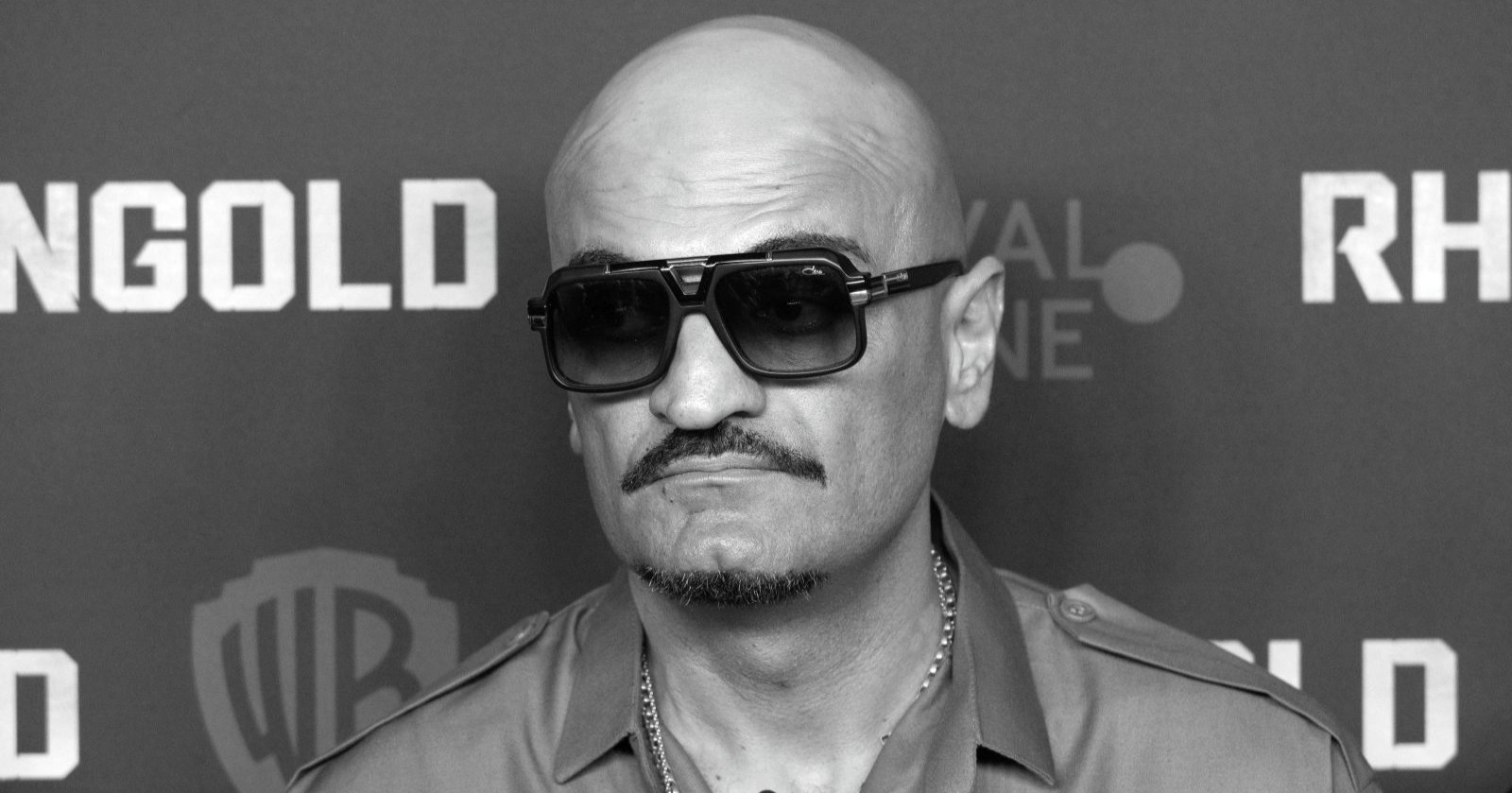 Xatar mit Sonnenbrille