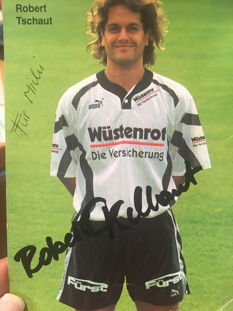 Als Spieler in der 2. Bundesliga: Robert Tschaut im Dress des FC Puch.