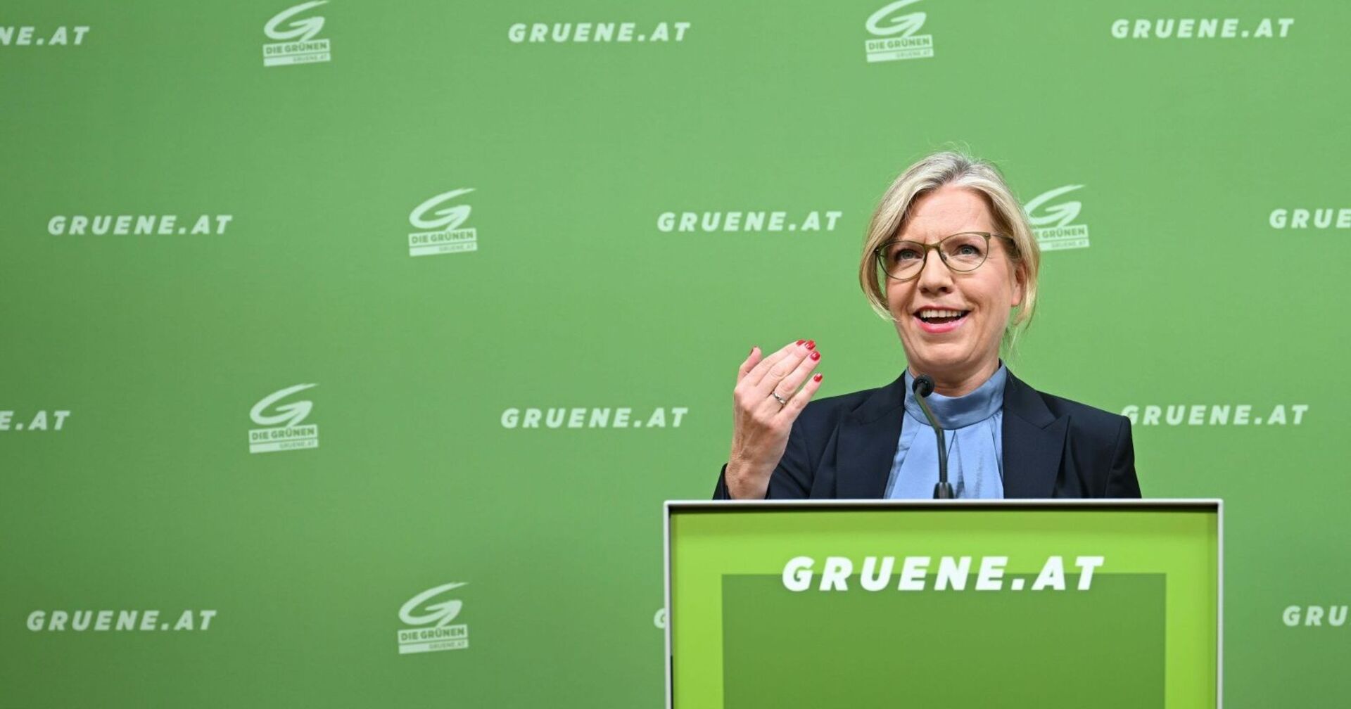Grünen-Chefin Leonore Gewessler am Donnerstag, 7. August 2025, anl. der PK Die Grünen "Drei-Punkte-Plan für gerechte Arbeit" in Wien