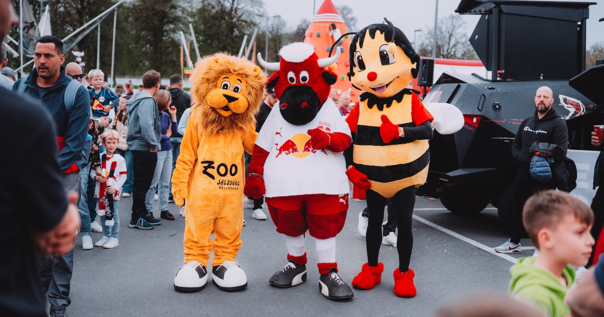 Red Bull Salzburg feiert am Samstag gegen den GAK den Bundesliga-Auftakt und lädt Fans ab 16:30 Uhr zur Saisoneröffnung ein.