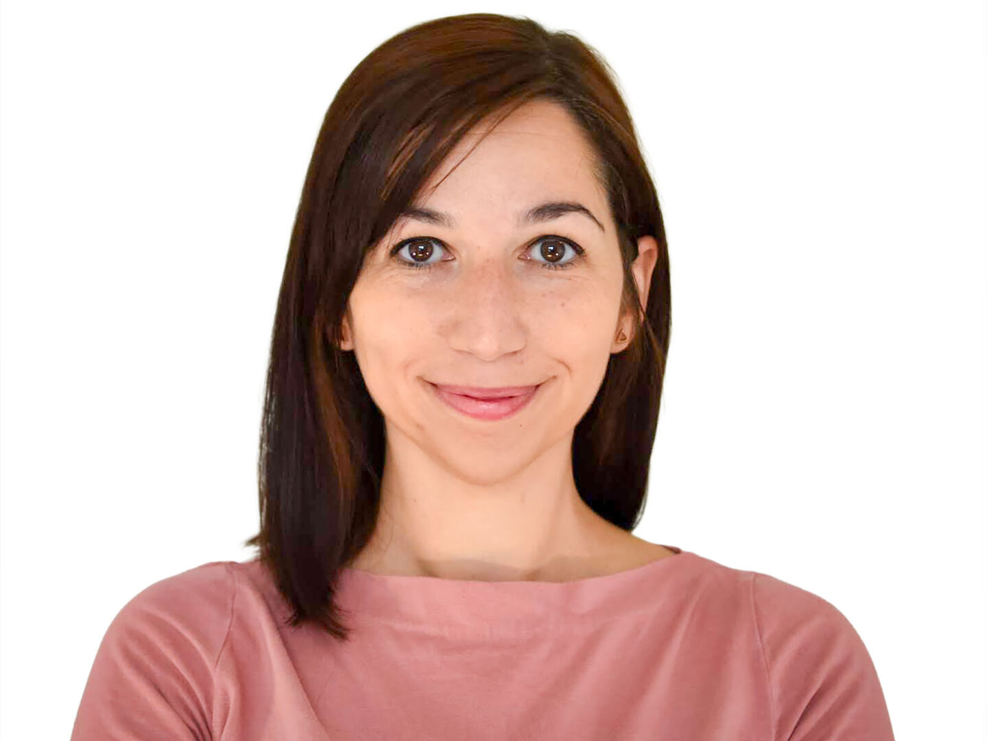 Junge Frau mit schulterlanden brünetten Haaren | Credit: DIGITAL MILE Linz