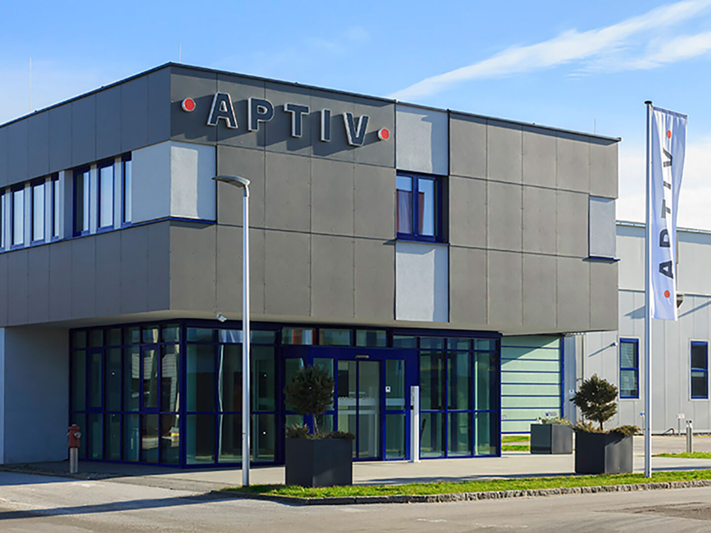 Gebäude außen von Aptiv | Credit: APTIV