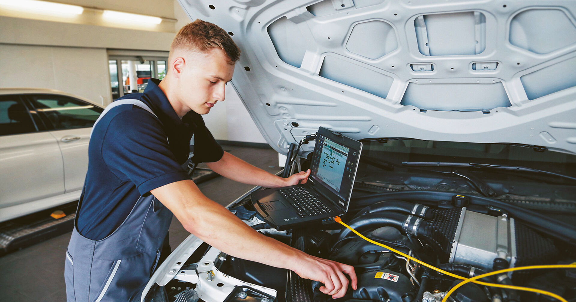 KFZ-Lehrling | Credit: Daucha-Raab