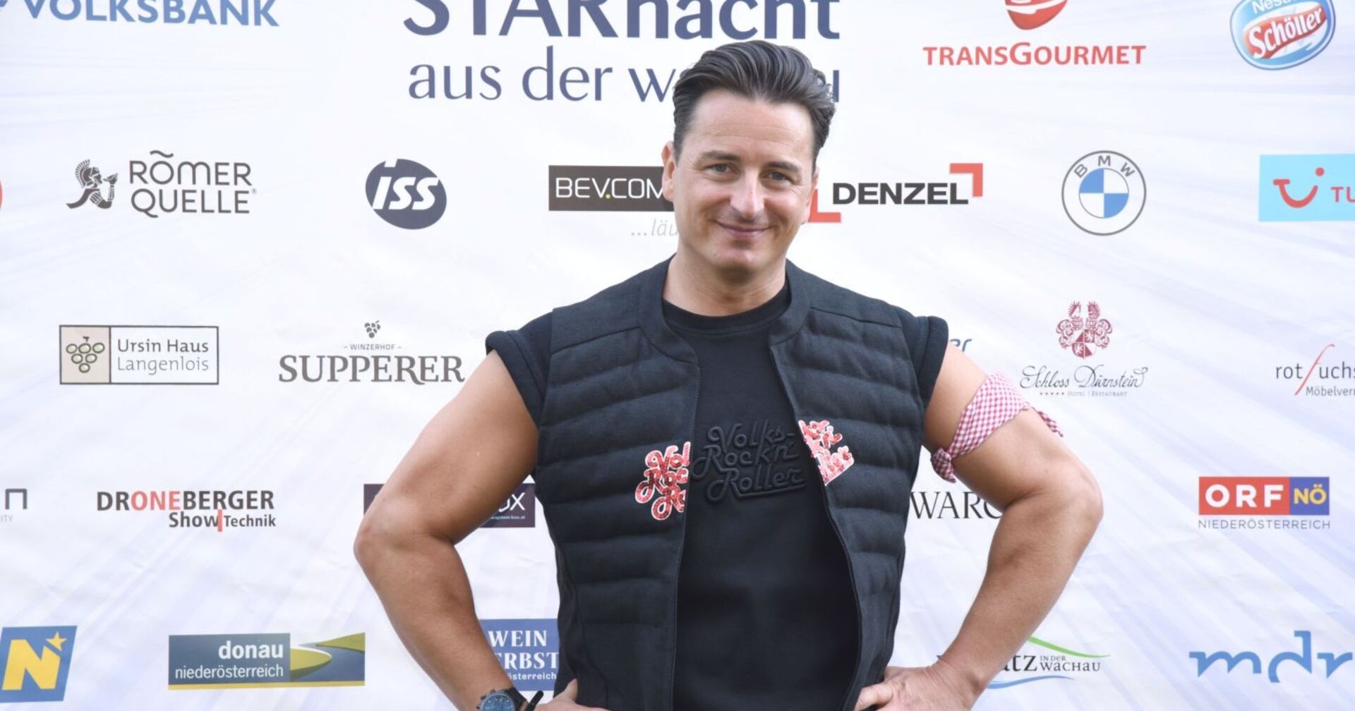 Andreas Gabalier lächelt