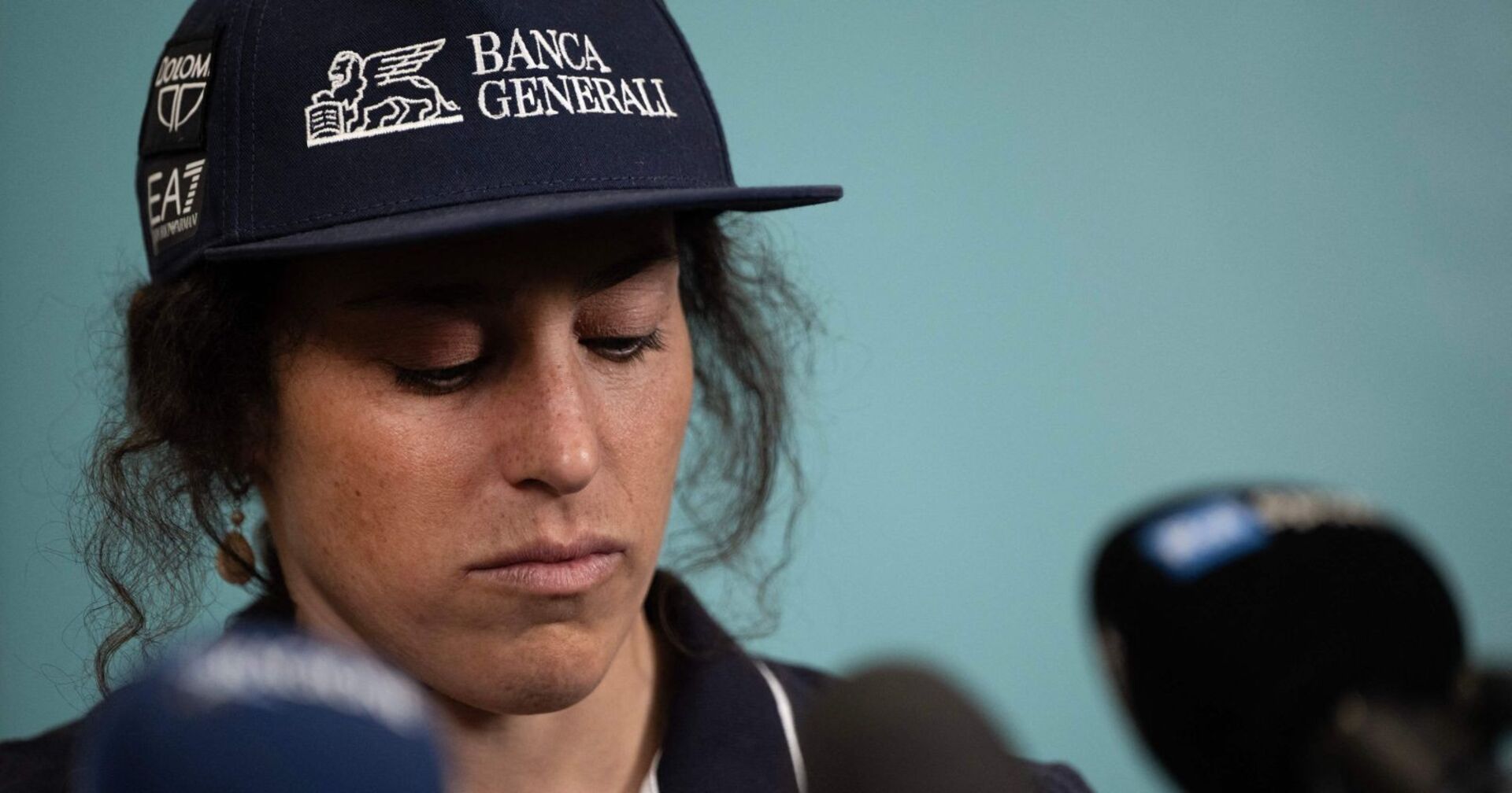 Federica Brignone am dritten Juni 2025 während einer Presseknferenz im "J-MedicalCenter" in Turin (italien)