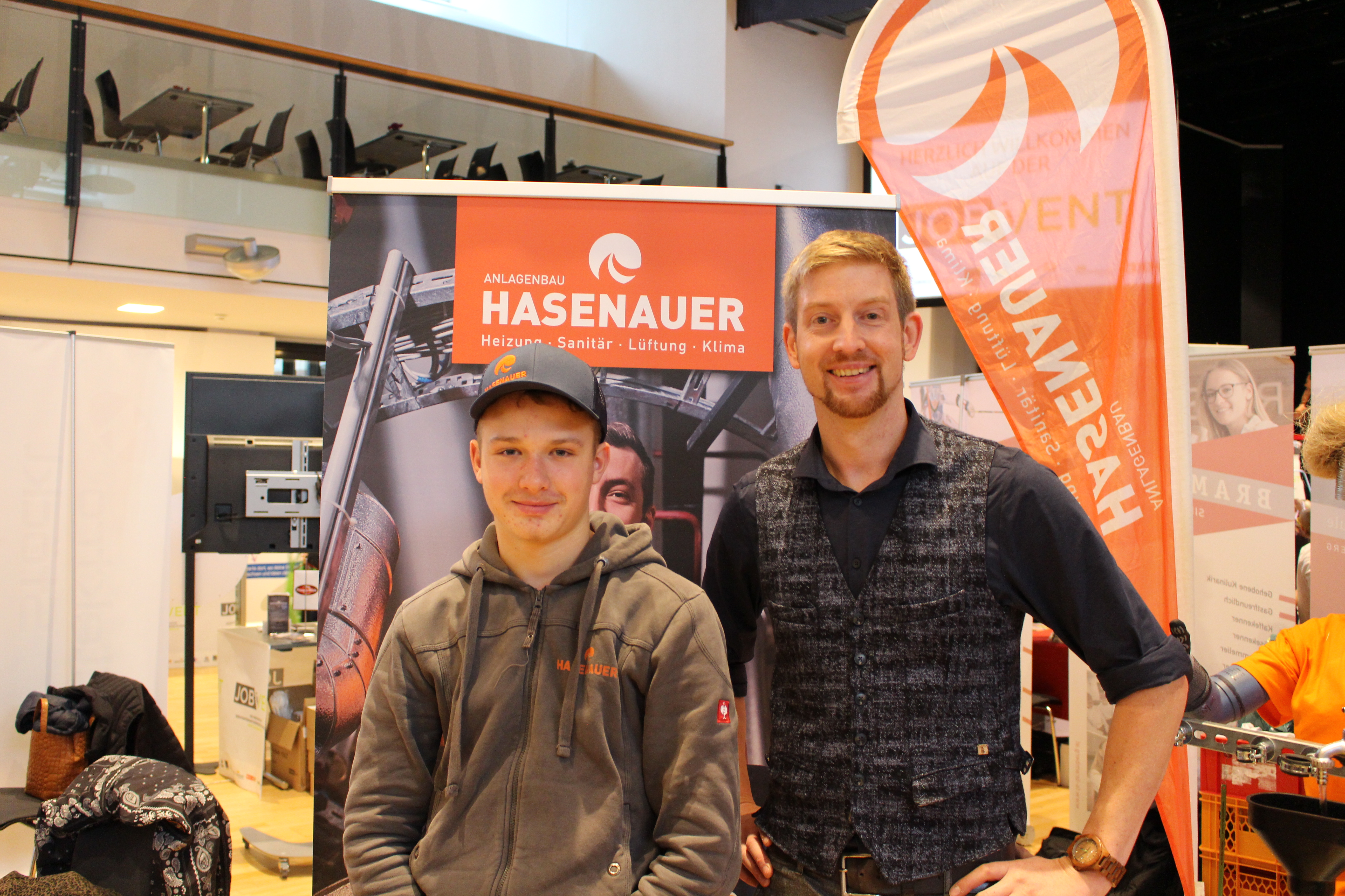 Hasenauer Anlagenbau, Saalfelden: Andreas Schnaitl und Bernhard Imlauer vertraten das Unternehmen mit großem Engagement (v. li.).