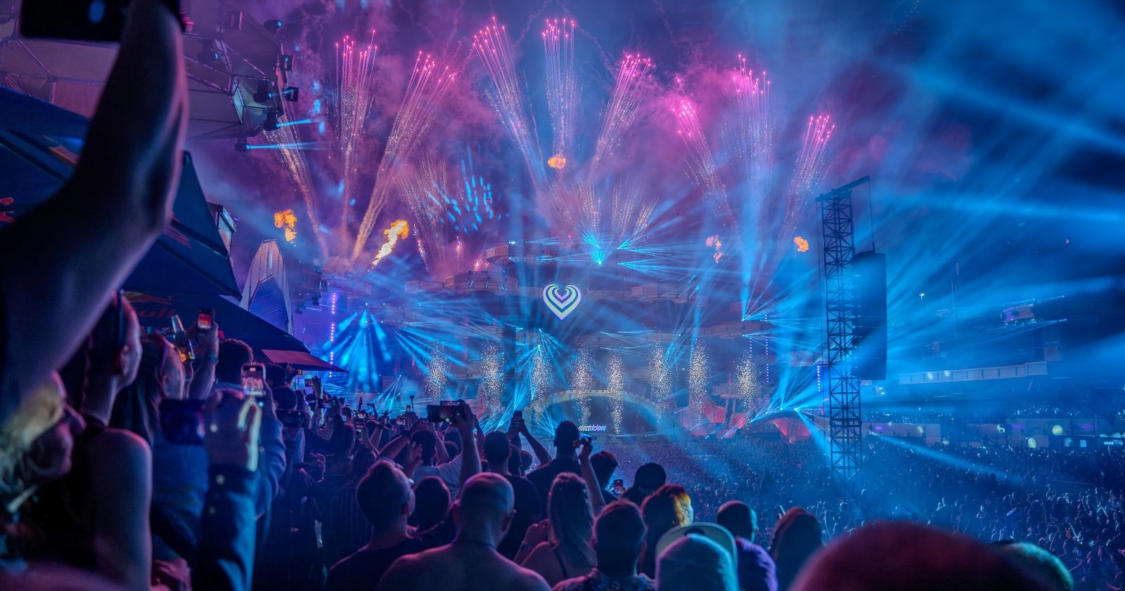 Bühnenshow beim Electric Love Festival am Salzburgring.