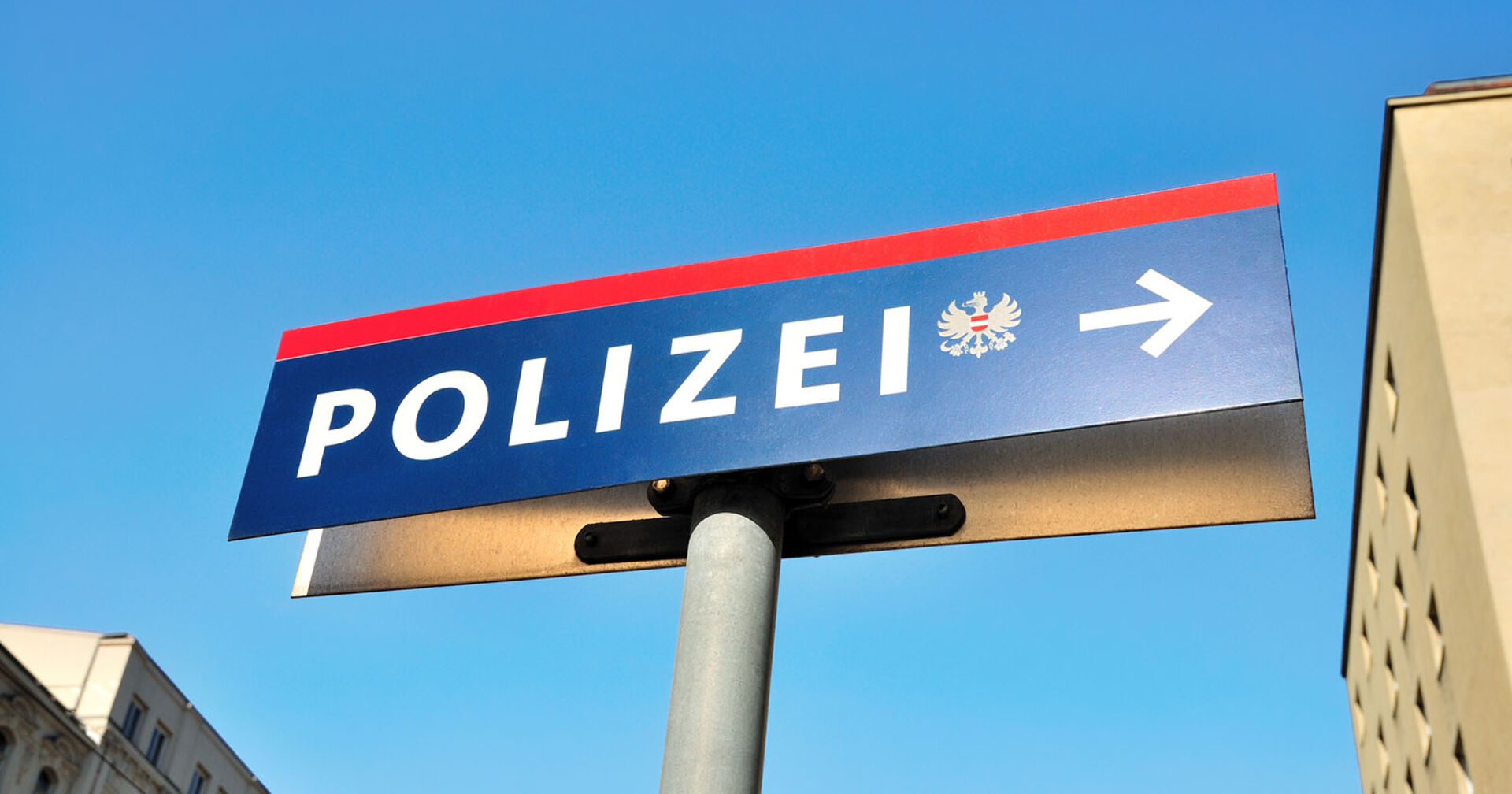 Nach einer ersten Nachricht gab sich die Täterschaft als seine Tochter aus.