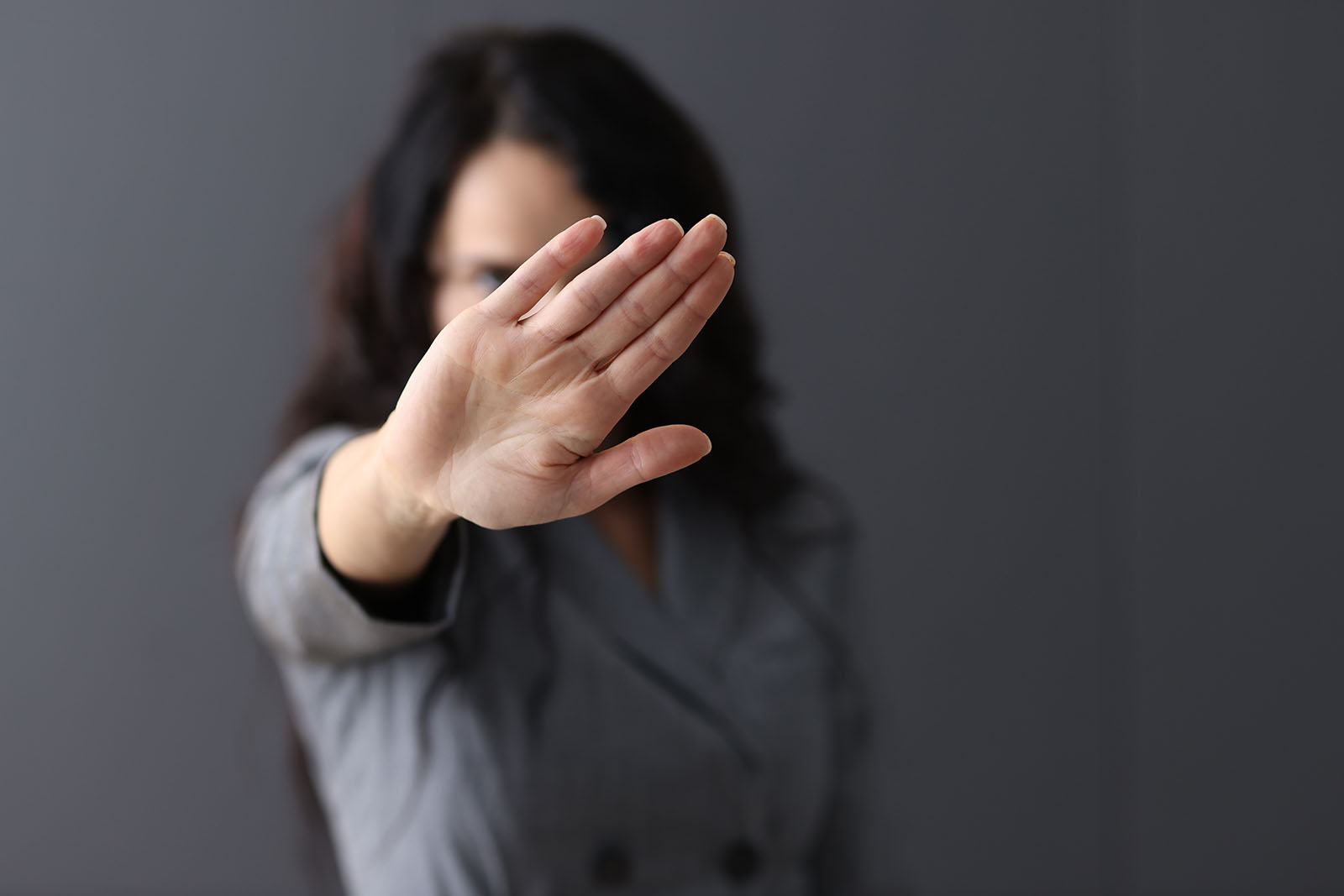 Frau sagt Nein | Credit: iStock.com/megaflopp