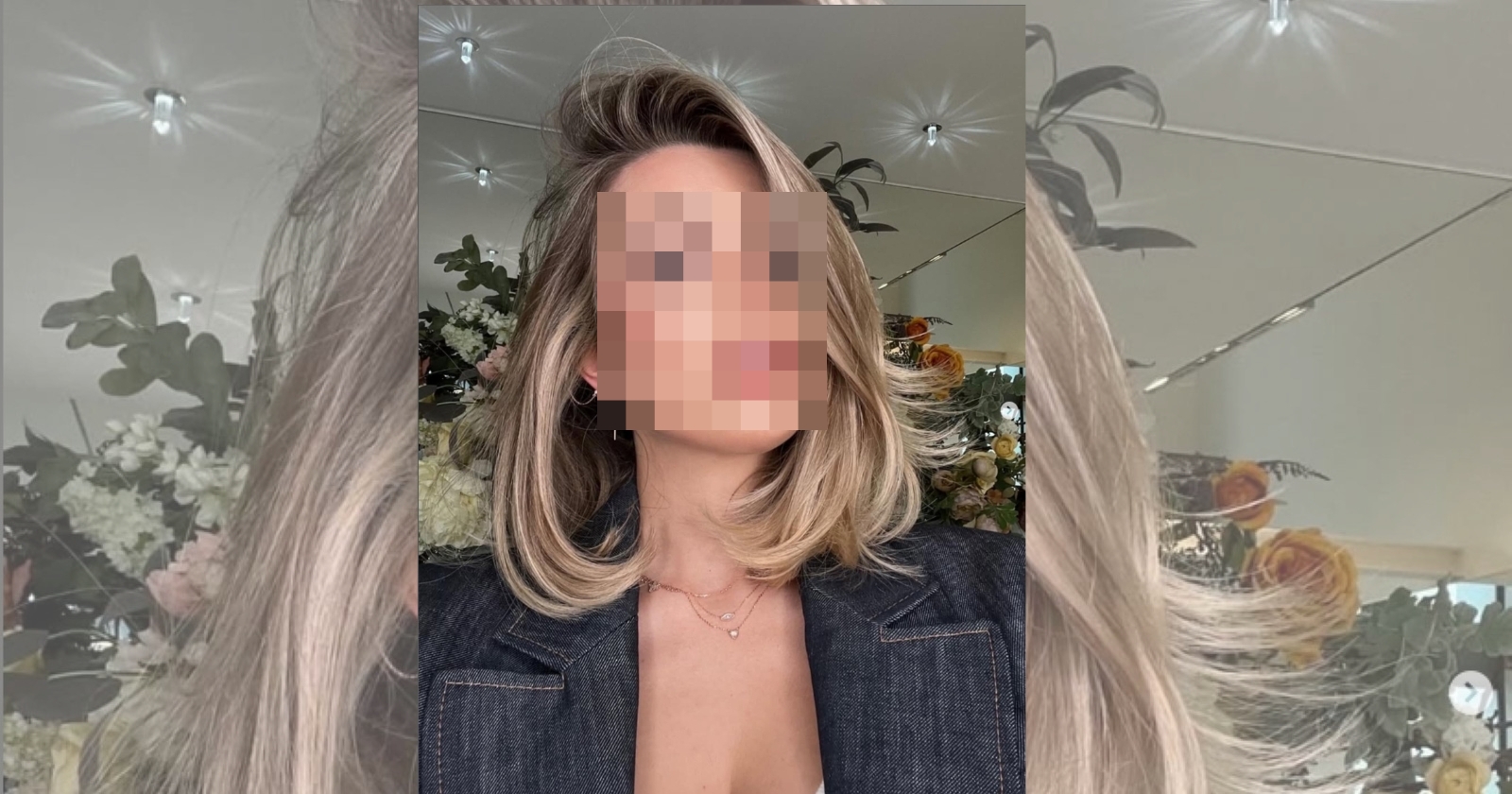 Porträt einer jungen Frau mit blondem, schulterlangem Haar und dezentem Make-up, aufgenommen vor einem Hintergrund mit Blumen – Stefanie gilt seit Sonntag als vermisst.