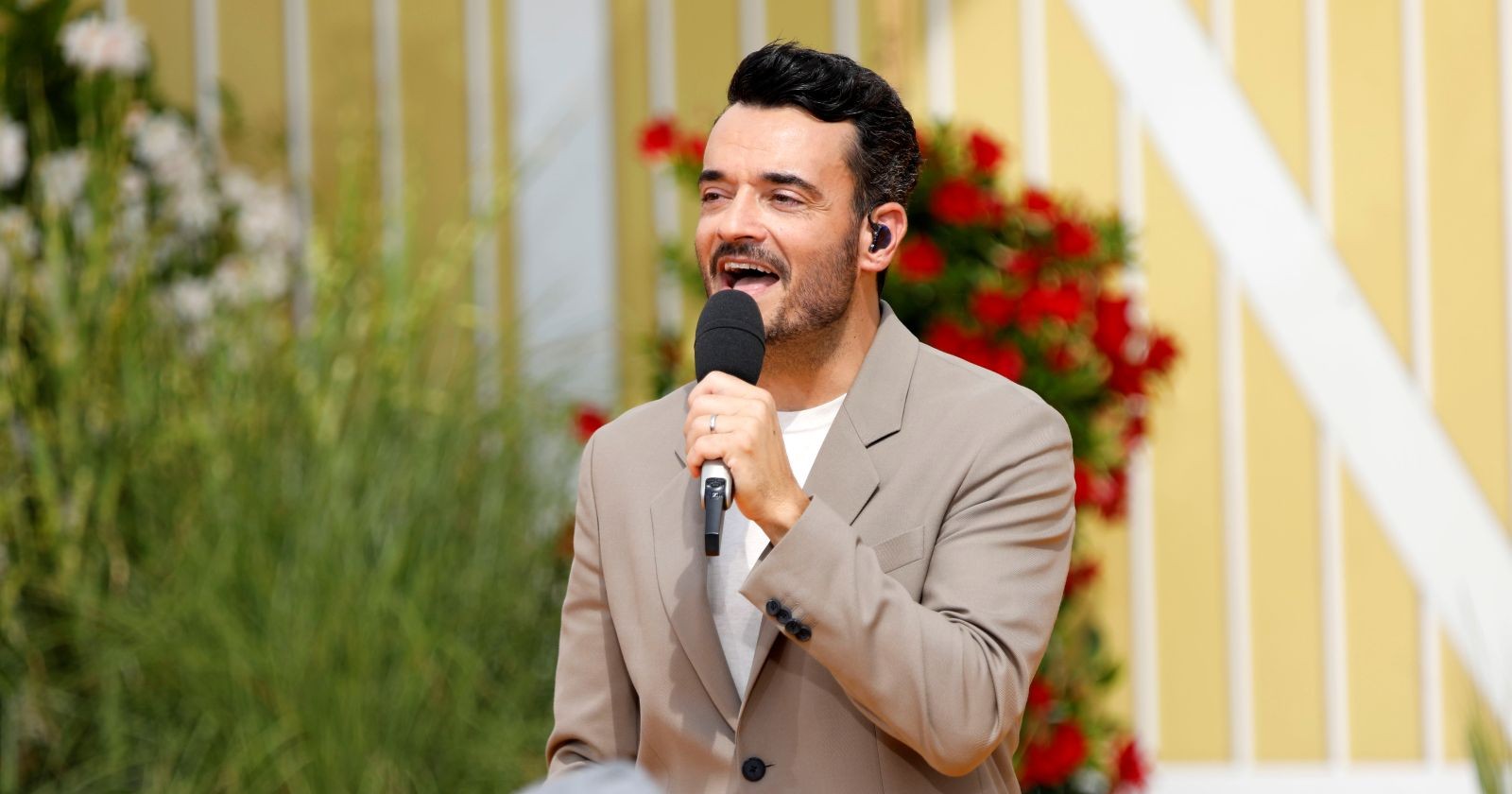 Giovanni Zarrella mit Mikrophon