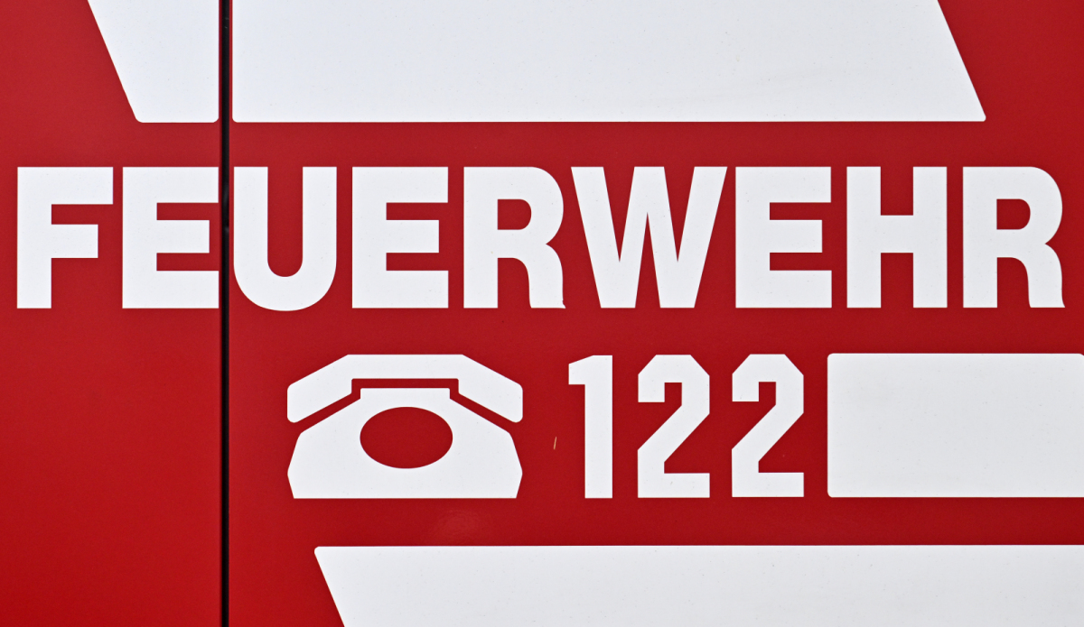 Die Berufsfeuerwehr Innsbruck sowie die Freiwillige Feuerwehr Arzl waren im Löscheinsatz.