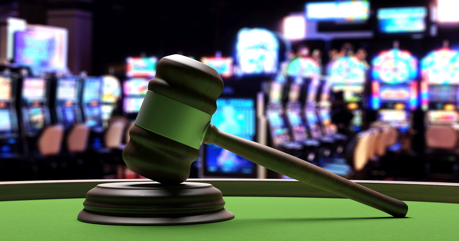 Casino mit Automaten | Credit: iStock.com/Rawf8