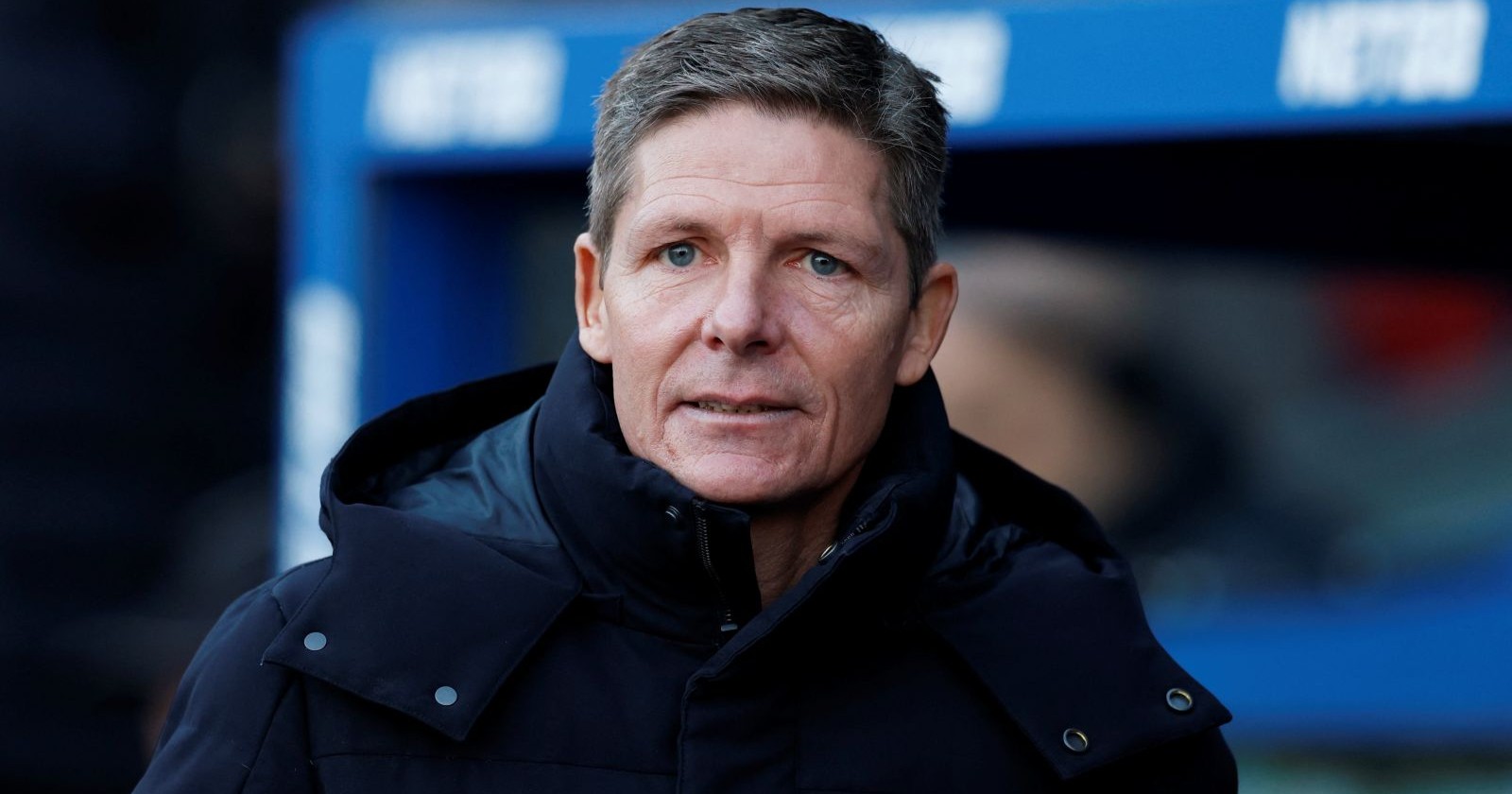 Oliver Glasner auf der Trainerbank von Crystal Palace während eines Premier-League-Spiels