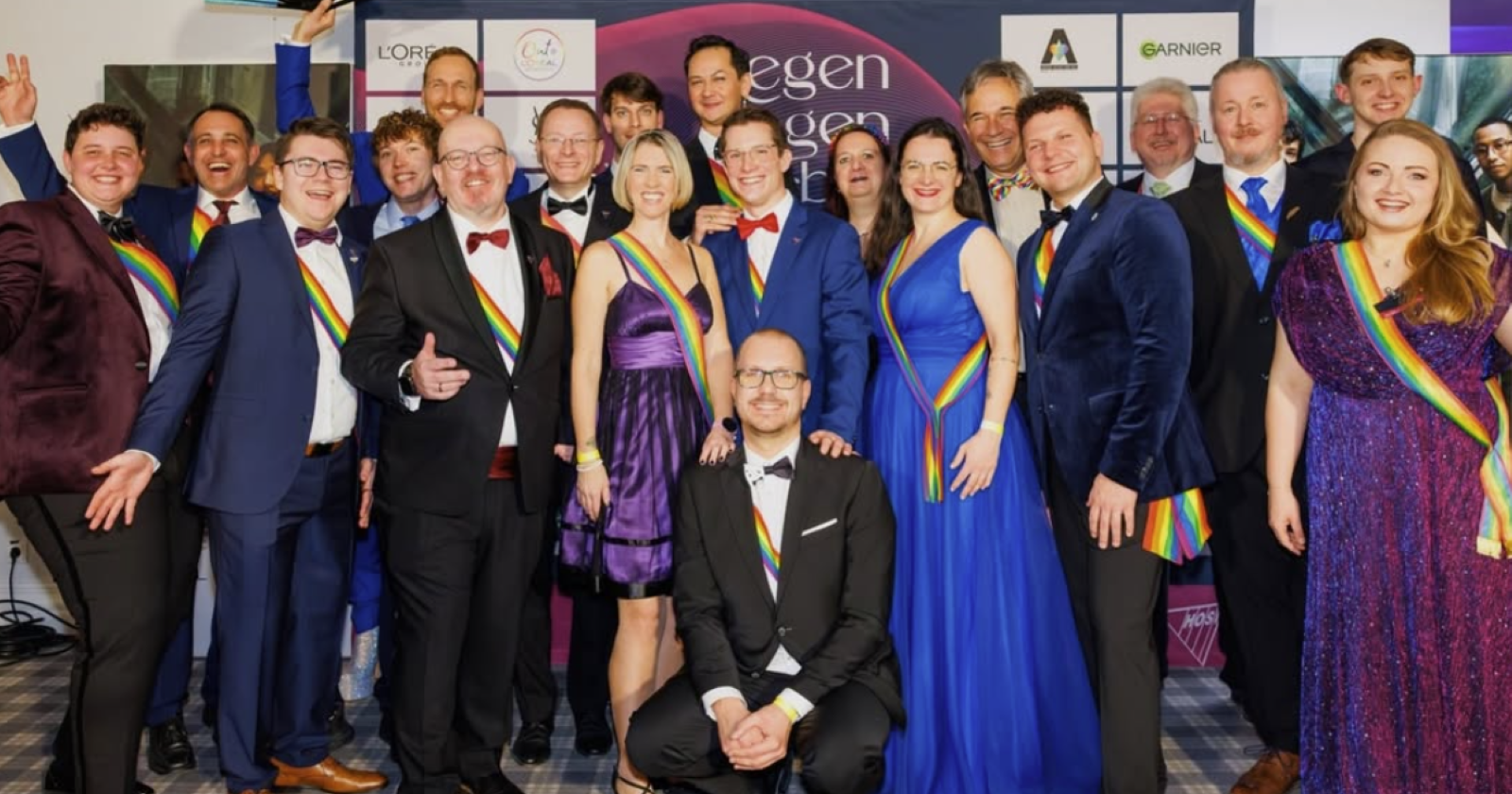 Das Organisationsteams des Regenbogenballs 2026