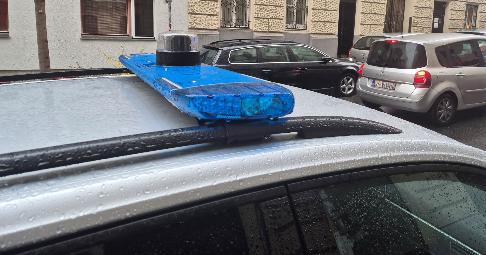 Ansicht einer Sirene eines österreichischen Polizeiwagens in Wien