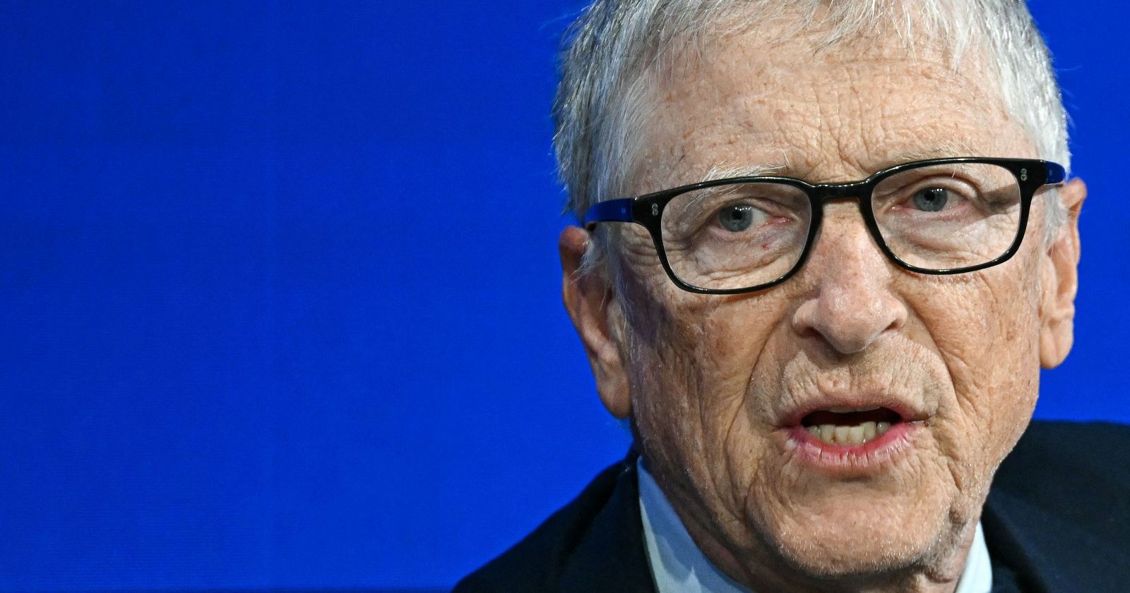 Bill Gates bei einer Veranstaltung 2026 – der Microsoft-Gründer gesteht Affären mit zwei Russinnen und nennt seine Kontakte zu Jeffrey Epstein einen Fehler