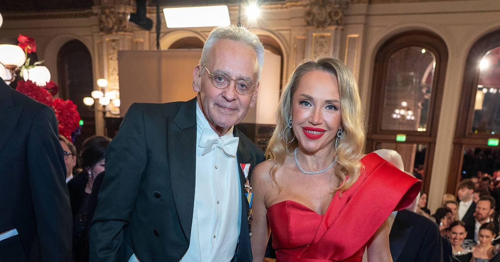 Christian W. Mucha und Ekaterina Mucha/ Christian W. Mucha wollte dass Ehefrau Ekaterina Mucha den Schmuck am Opernball zurück gibt