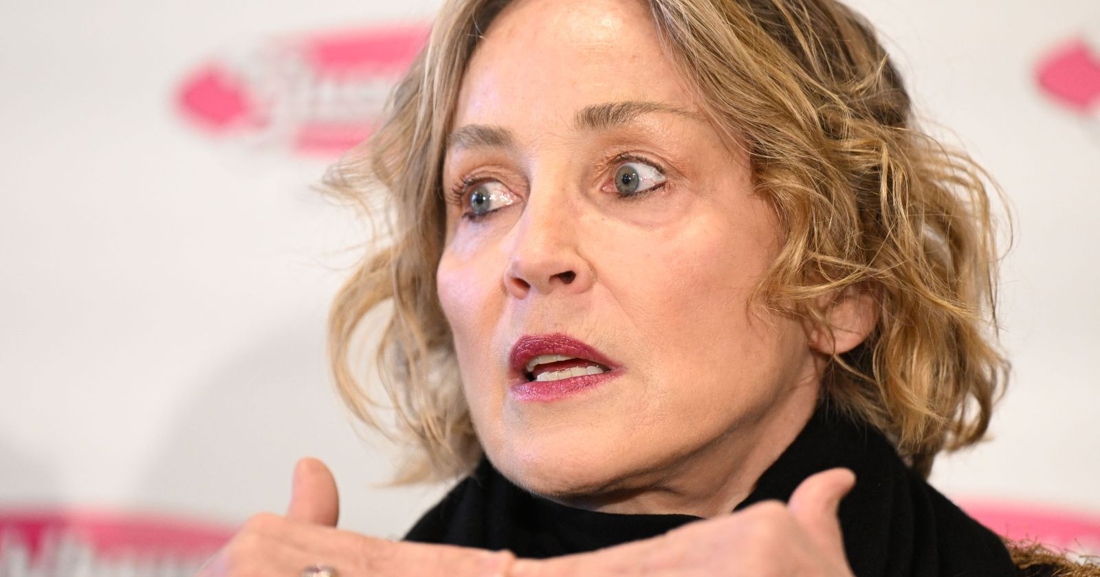 Sharon Stone/Sharon Stone wurde aufgrund ihres Aids-Engagement bedroht
