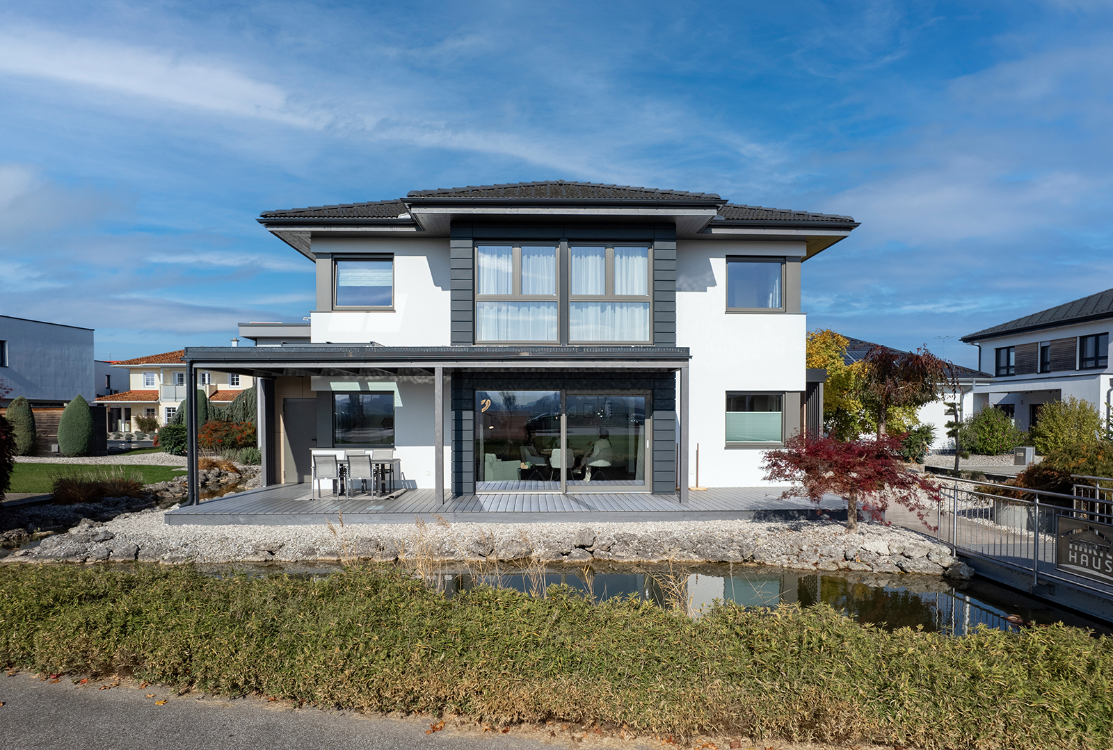 Modernes einstöckiges Wohnhaus | Credit: Hartl Haus