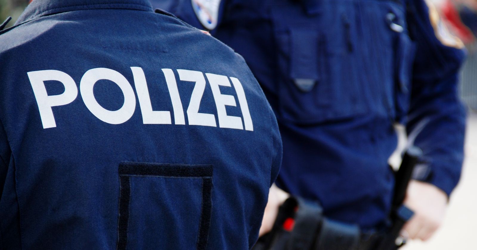 Polizei im Einsatz im Fall Fabian aus Güstrow – Staatsanwaltschaft erhebt Mordanklage gegen Ex-Freundin von Fabians Vater