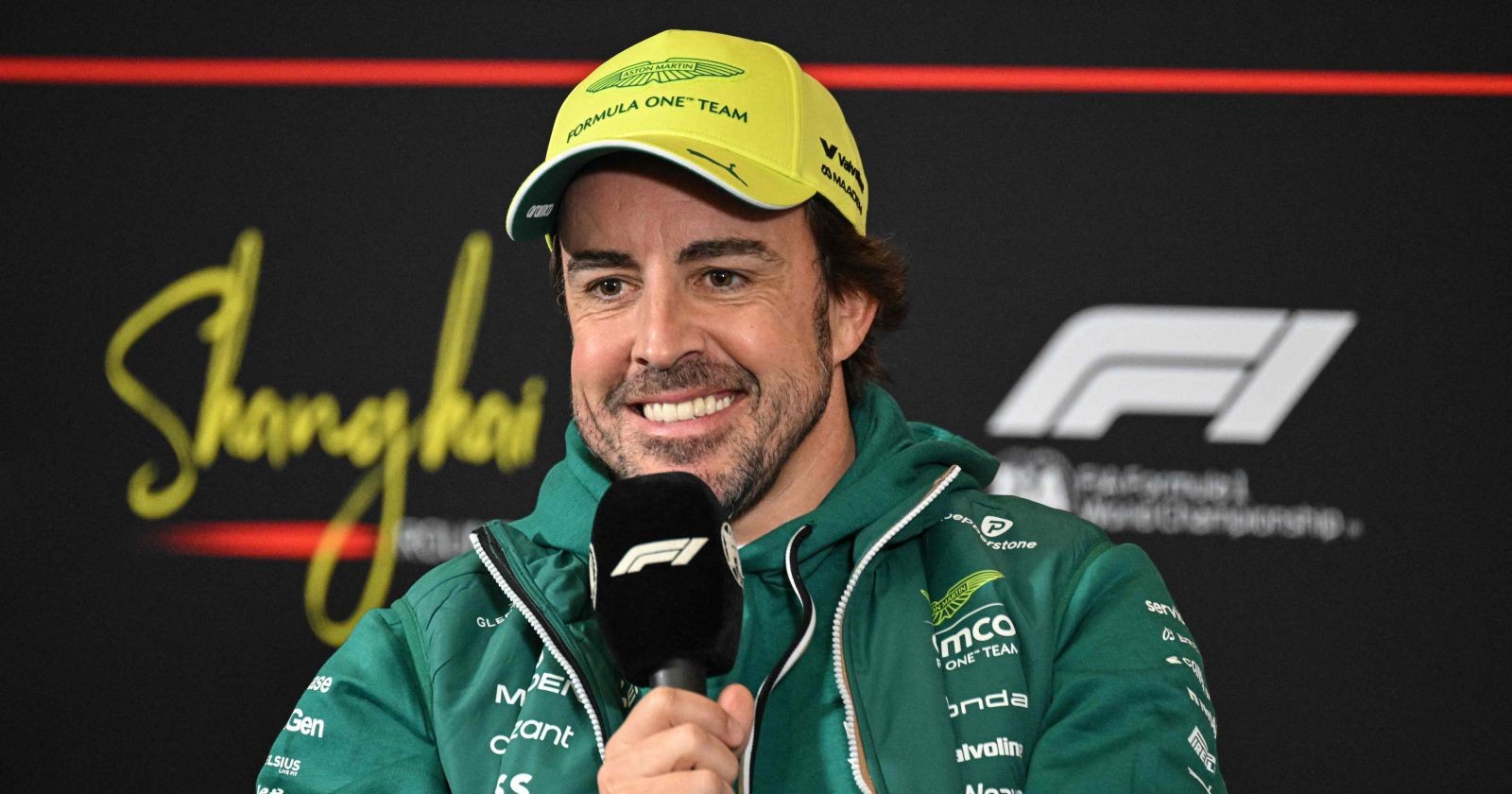 Fernando Alonso nach Geburt seines ersten Kindes beim Japan Grand Prix in Suzuka im Aston-Martin-Outfit