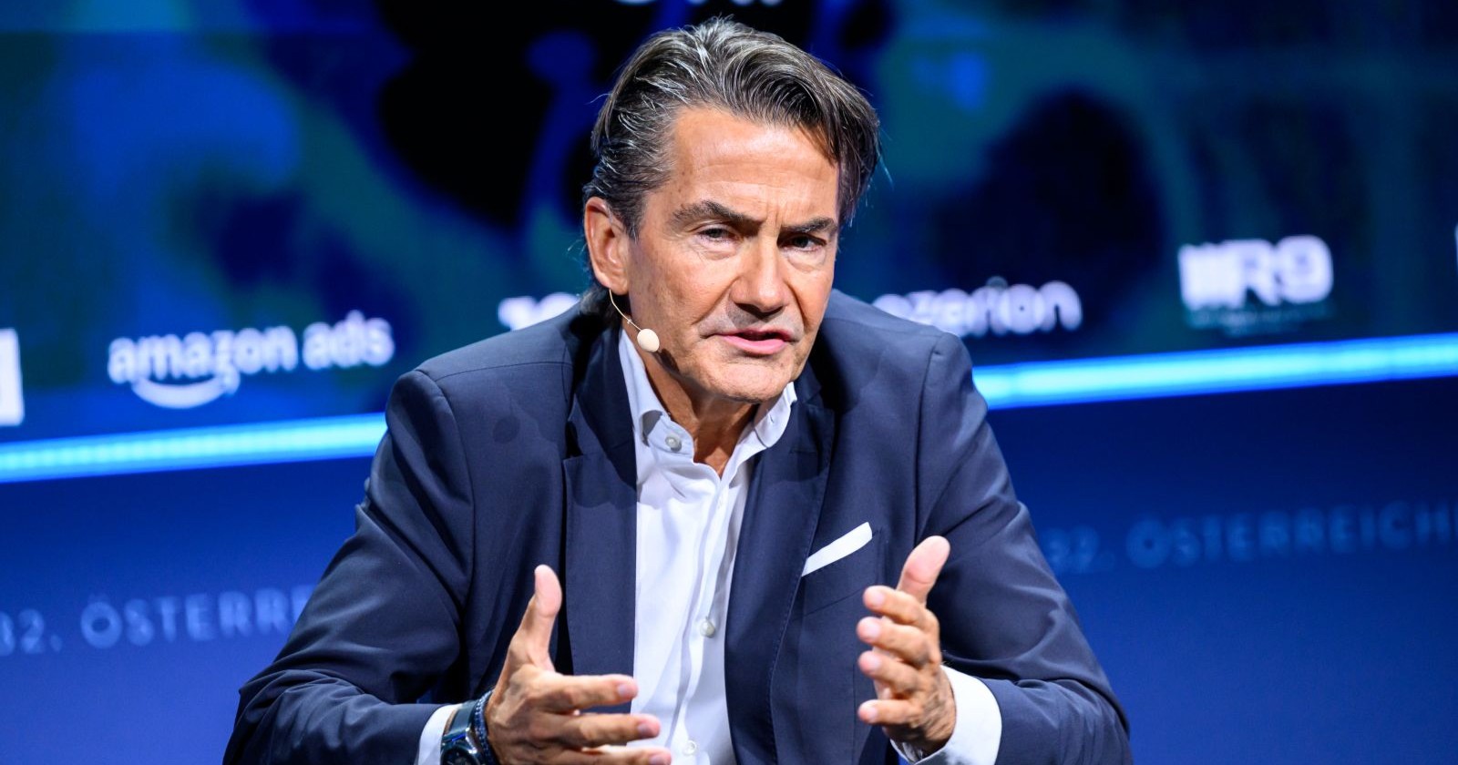 Roland Weißmann, ehemaliger ORF-Generaldirektor, spricht erstmals zu Vorwürfen und verteidigt sich gegen Kritik in der aktuellen ORF-Affäre.