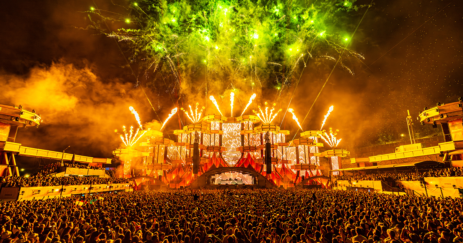 Spektakuläre Bühnenshow | Credit: Electric Love GmbH/Kelly van der Maade