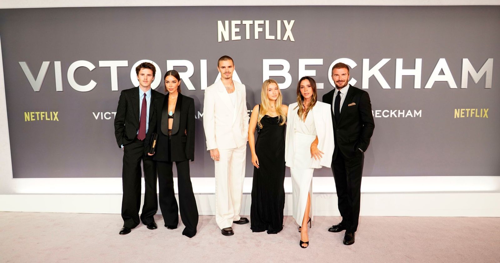 Die Familie Beckham ohne Sohn Brooklyn bei einem Event.