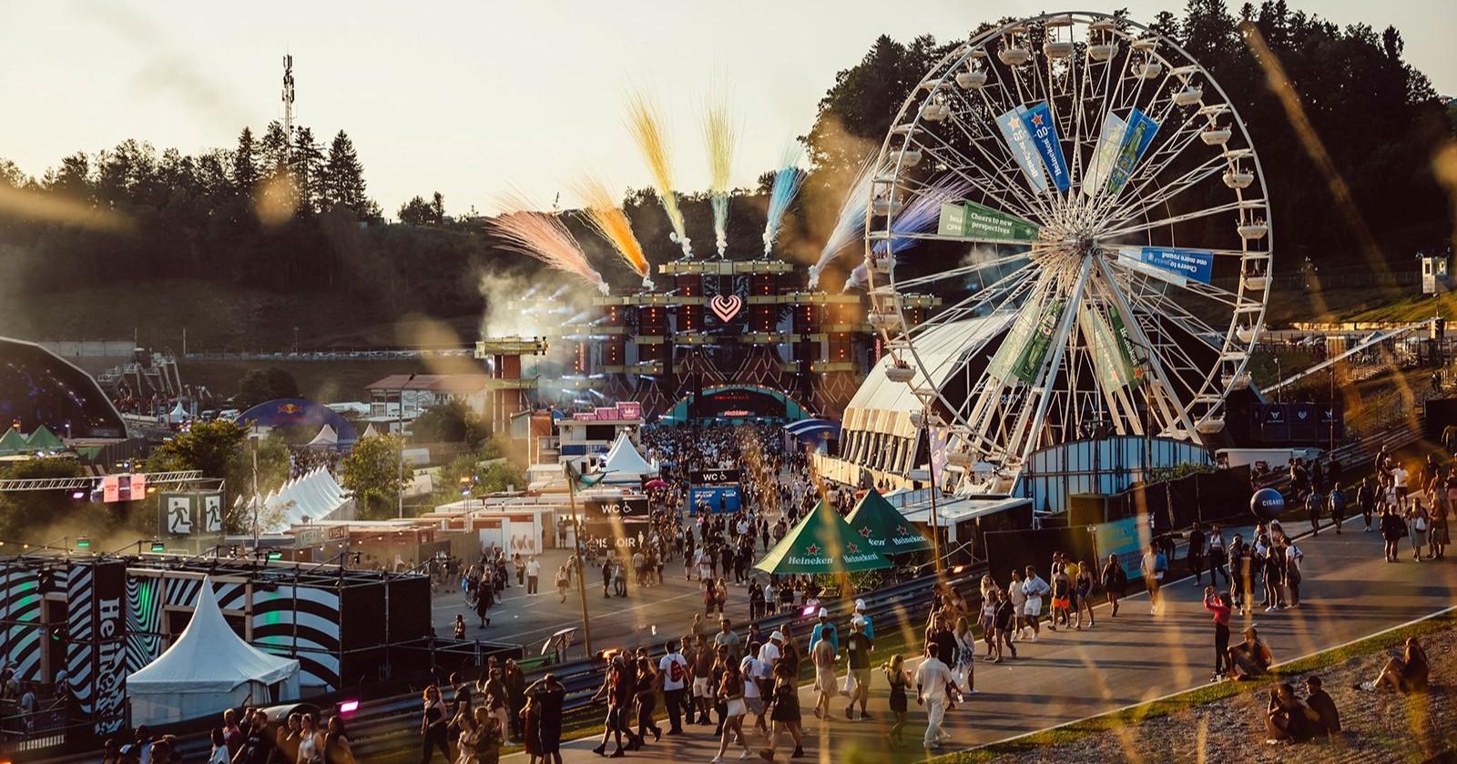 Luftaufnahme des Electric Love Festivals am Salzburgring
