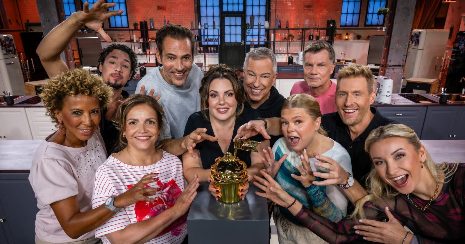Das große Promibacken 2026: René Casselly gewinnt das Finale knapp und holt den goldenen Cupcake.