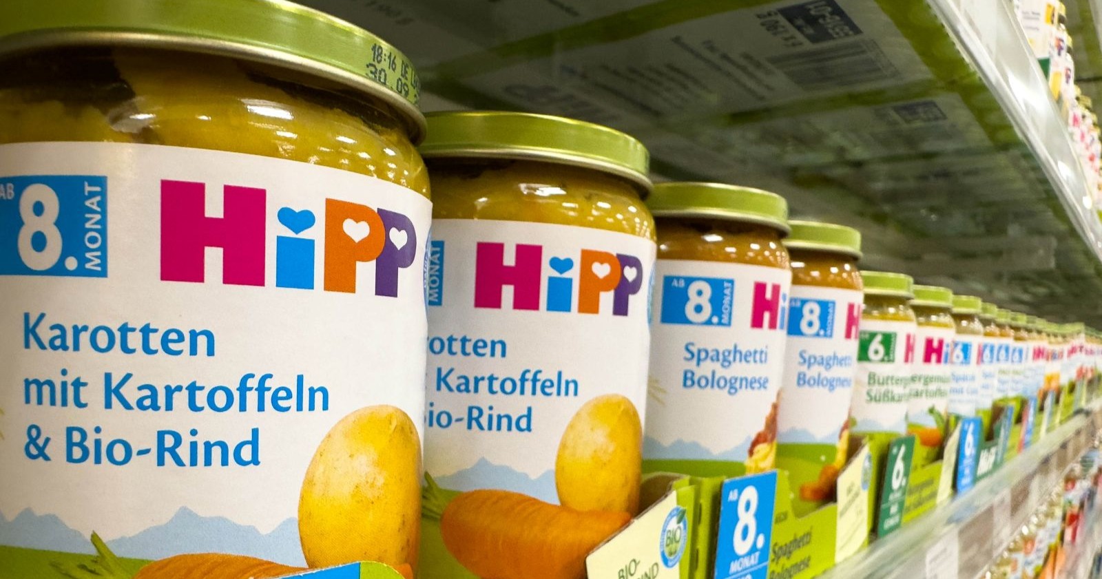 HiPP Babynahrung Gläser im Regal bei SPAR Österreich. Rückruf wegen Rattengift