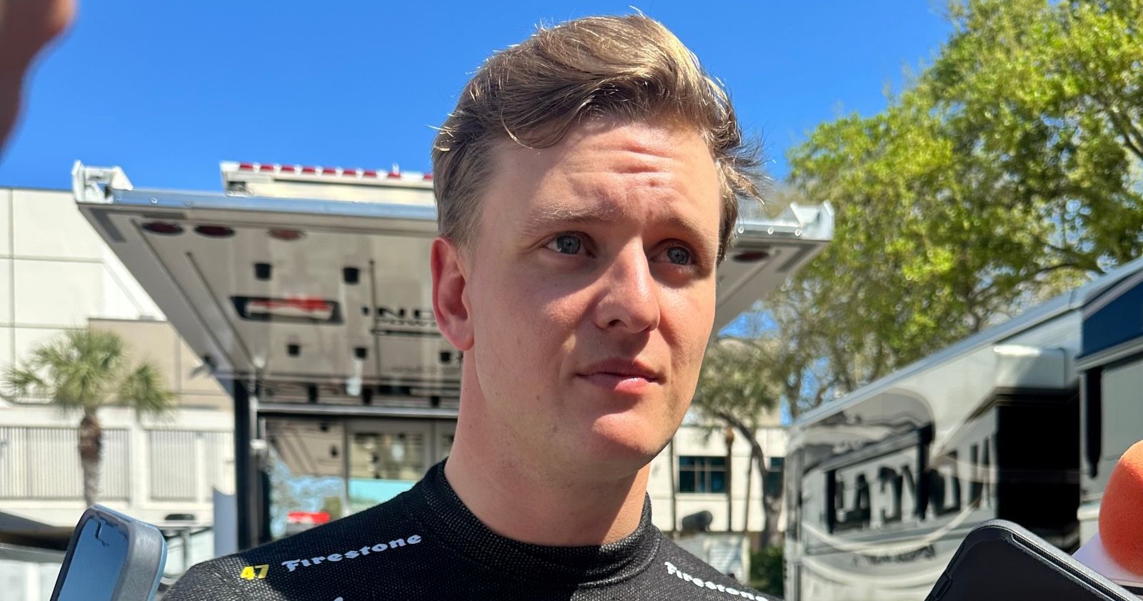 Mick Schumacher im Interview eines Rennens der IndyCar-Serie