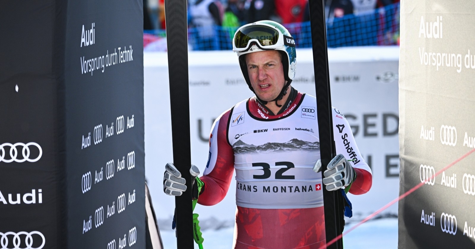 Otmar Striedinger aus Österreich (Startnummer 32) bei einem Action-Foto während des Abfahrtstrainings der Herren beim Audi FIS Ski Weltcup 2025.