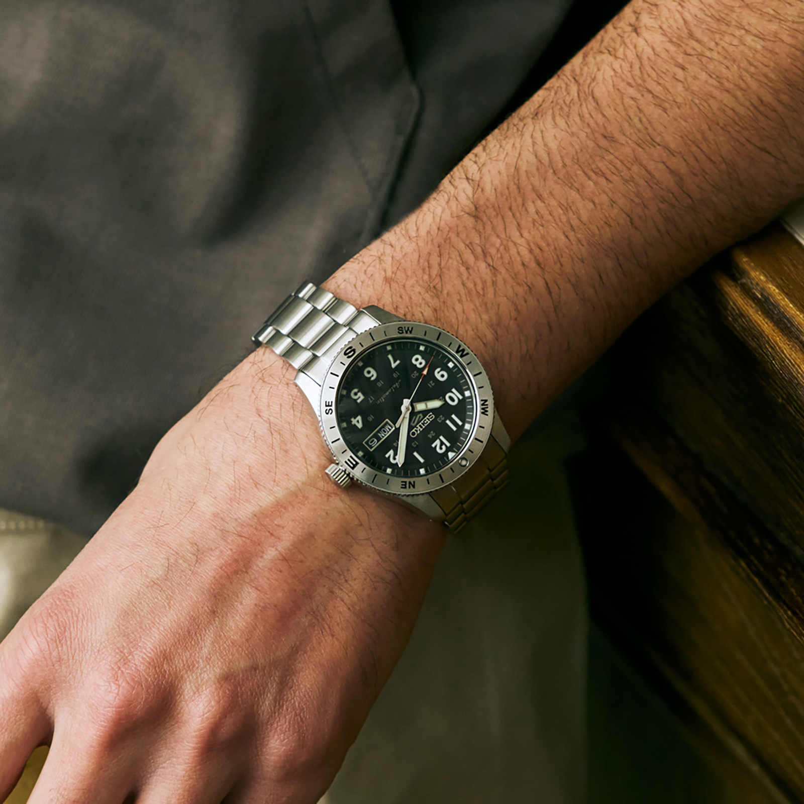 Mann mit Armbanduhr | Credit: Seiko