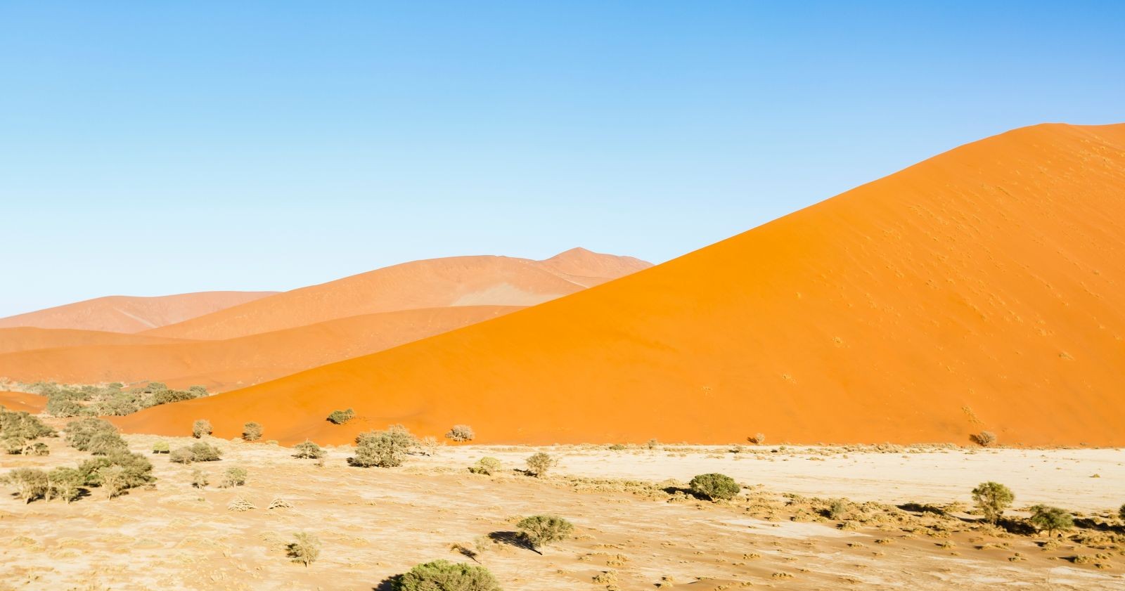 Rote Sanddünen in Sossusvlei Namibia nahe Absturzort Flugzeug Lohmiller Familie