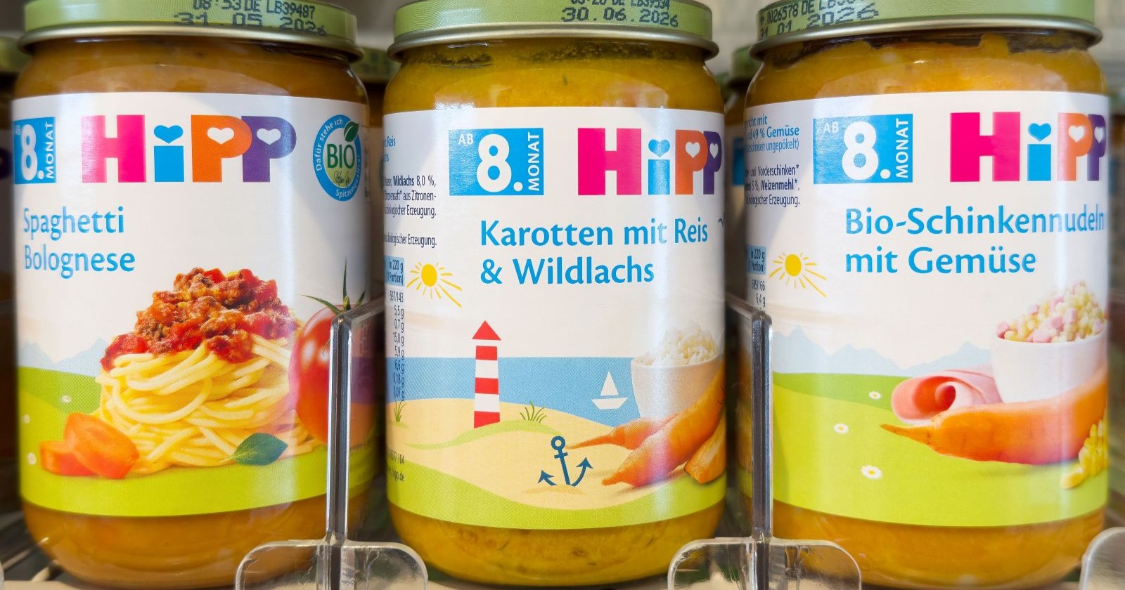 Hipp Babynahrung Gläser im Supermarktregal Symbolbild Rattengift Ermittlungen Verdächtiger ehemaliger Mitarbeiter