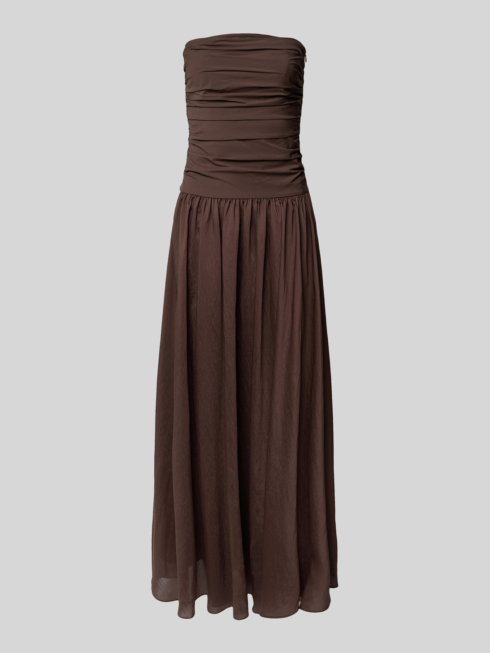 Kleid | Credit: Peek &amp; Cloppenburg