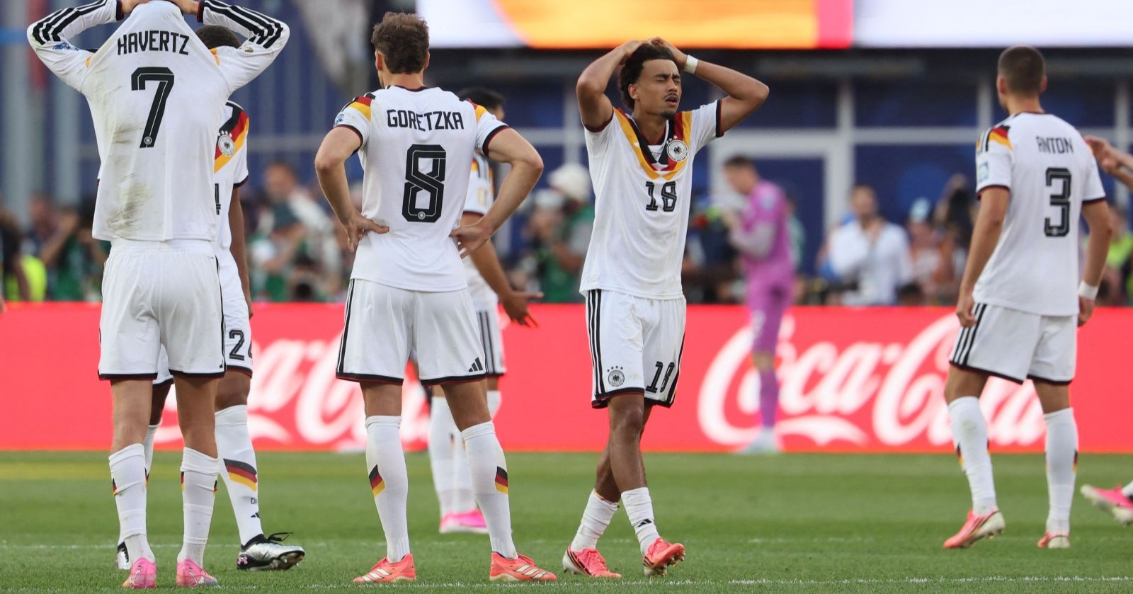 Deutschland Paraguay WM 2026 Spieler enttäuscht nach Elfmeterschießen Niederlage