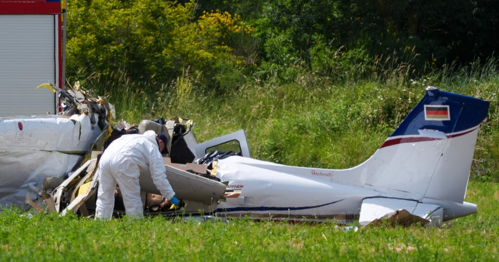 Vier Tiroler sterben bei Flugzeugabsturz in Pula.