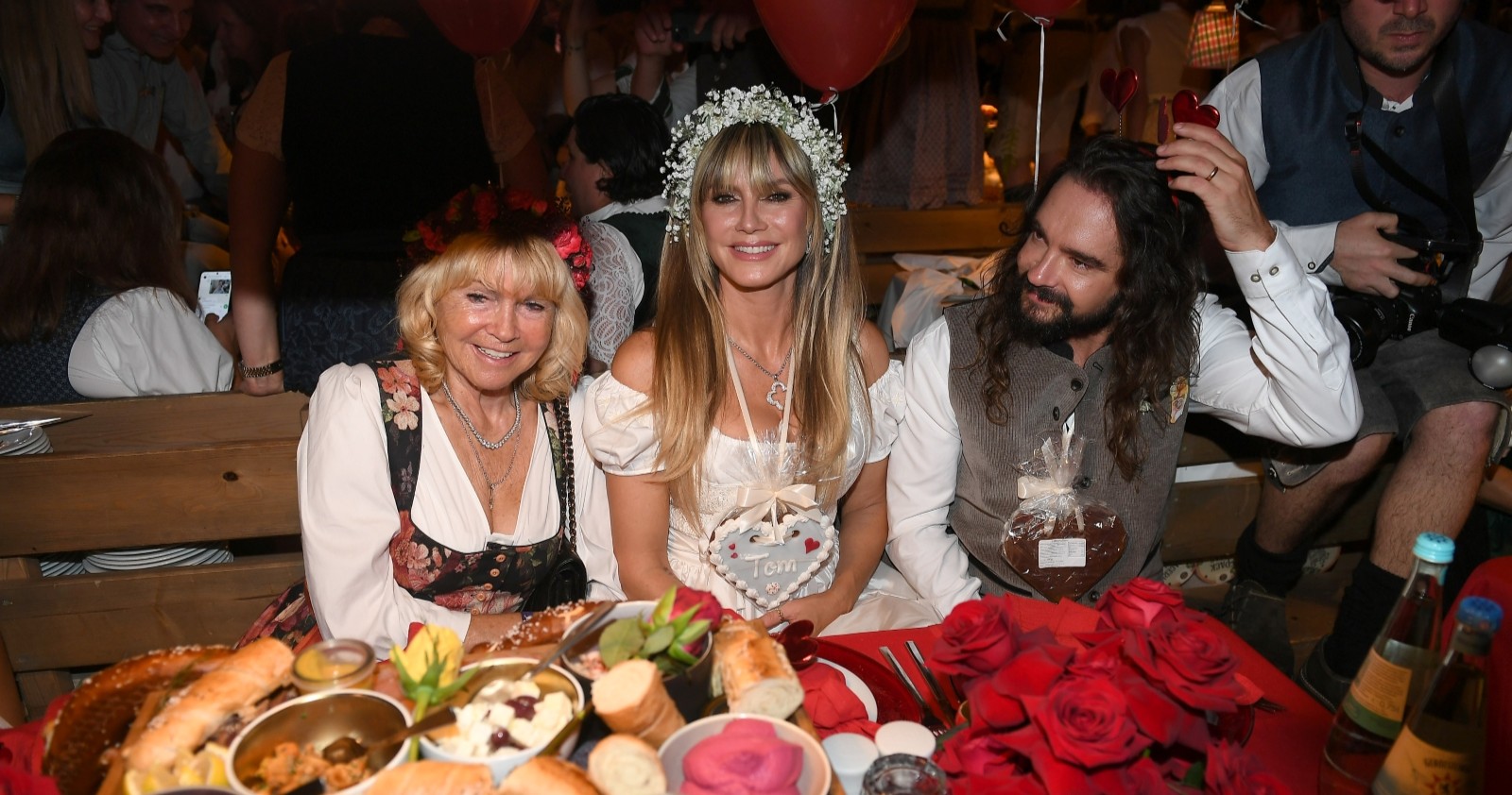 Erna Klum, Heidi Klum und Tom Kaulitz beim Oktoberfest 2025.