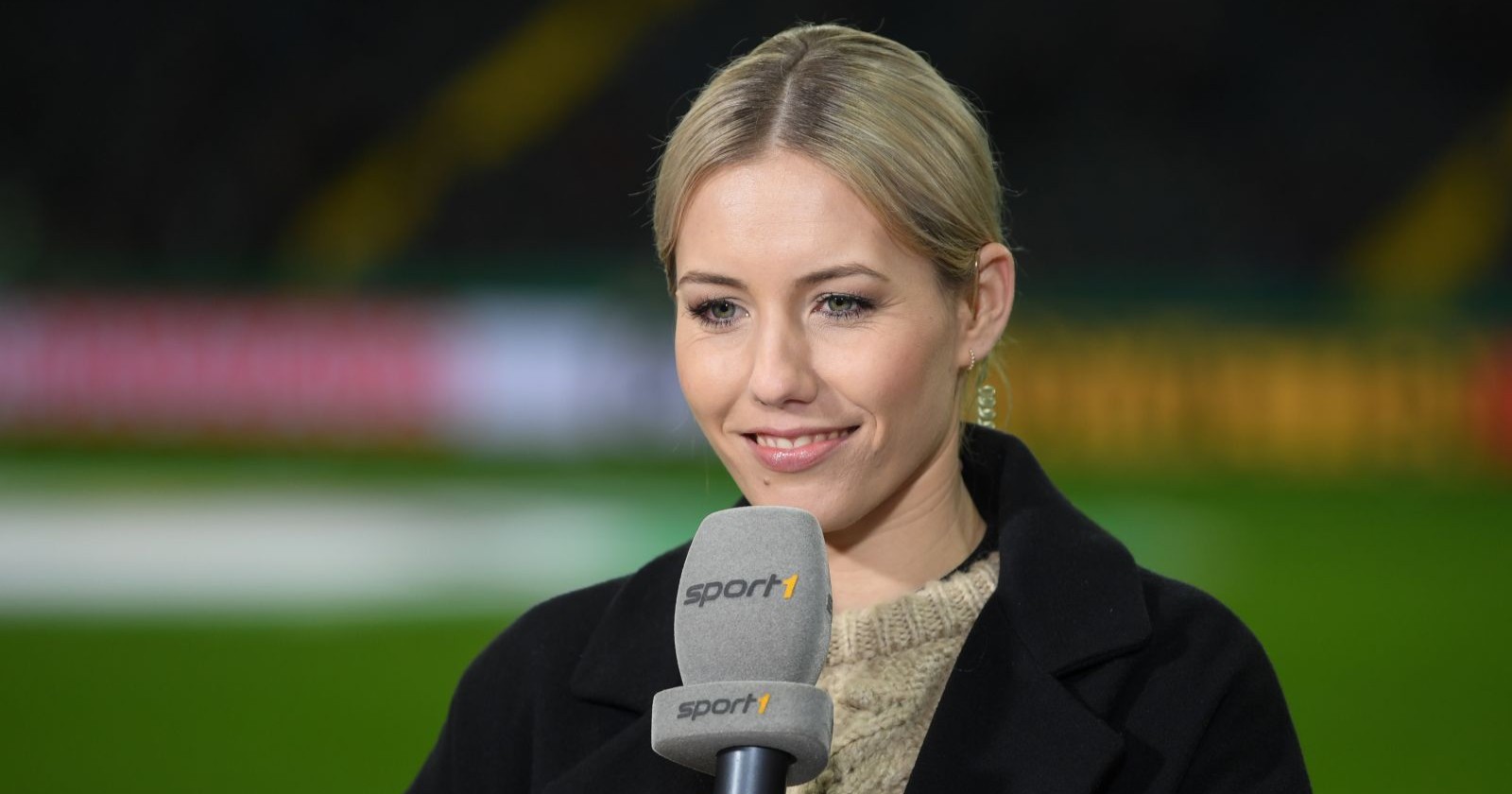 Laura Papendick Partner: Die RTL-Sportmoderatorin Laura Papendick bei einem TV-Auftritt. Seit 2021 ist sie mit Alexander Hindersmann liiert.