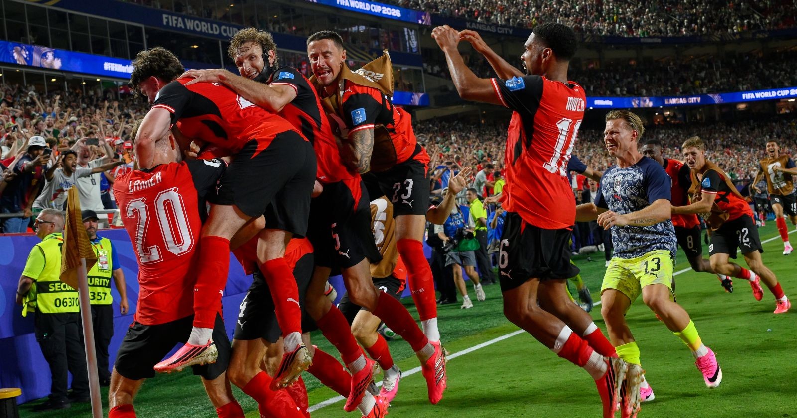 Österreich Nationalteam Jubel nach 3 zu 3 gegen Algerien WM 2026 vor Spiel gegen Spanien