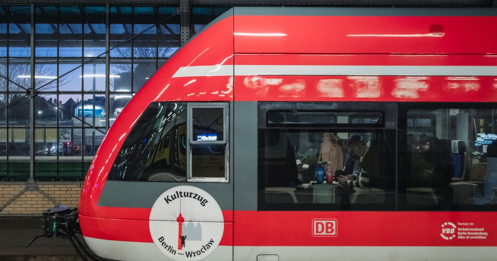 Störung Deutsche Bahn: Funk-Ausfall stoppt alle Züge in Deutschland.