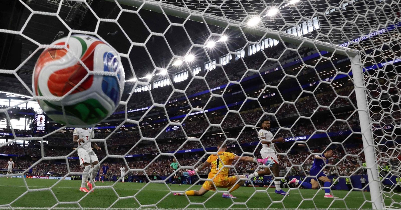 England Tor gegen Kroatien WM 2026 Ball im Netz Gruppenspiel Dallas